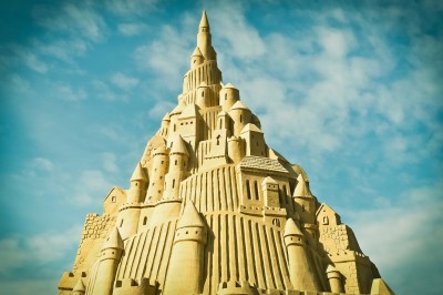 sand-castle-g5120b2f2a_1920